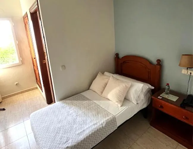 Piedra Paloma By Croma 埃斯特波纳