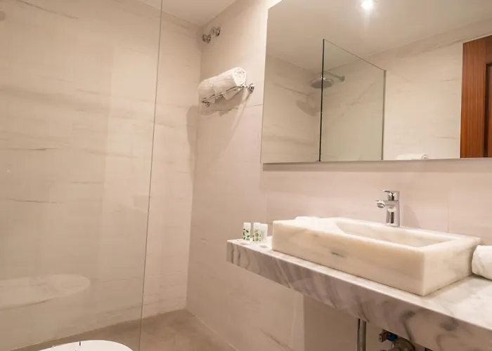 Piedra Paloma By Croma 2*